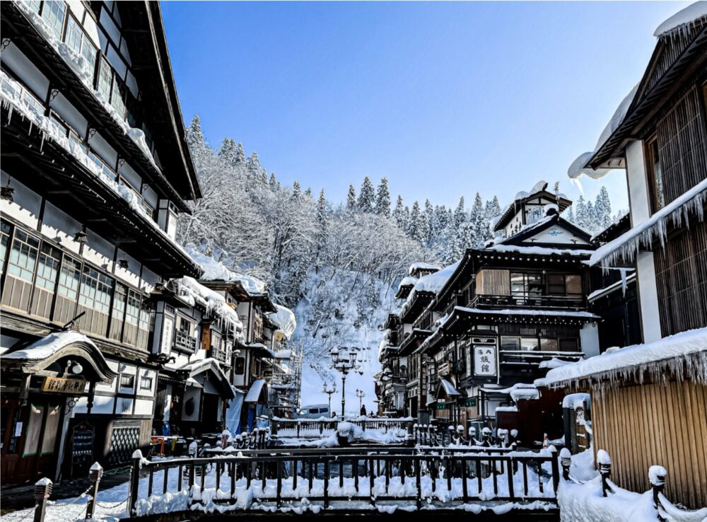 銀山温泉の冬景色